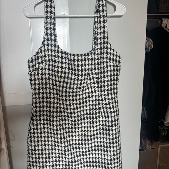 Dynamite Monochrome Houndstooth Mini Dress - Picture 1 of 1